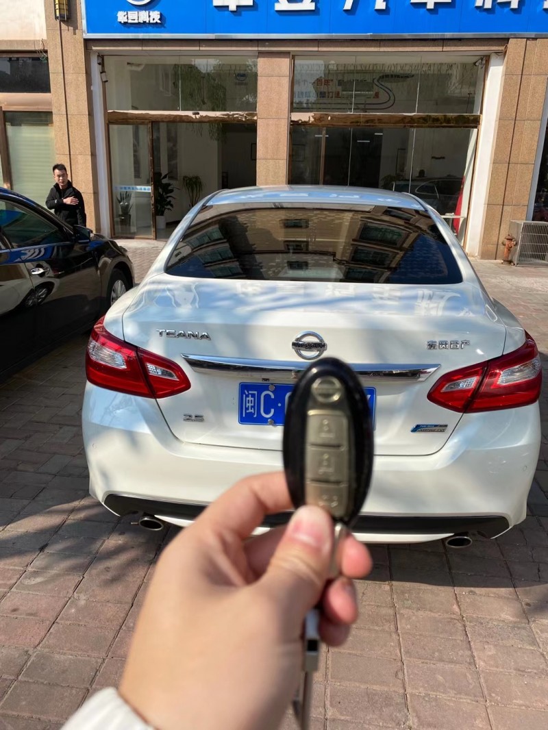 贛州17年日產天籟7