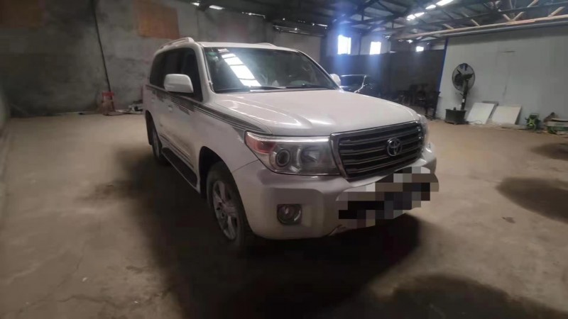 北京15年丰田兰德酷路泽4