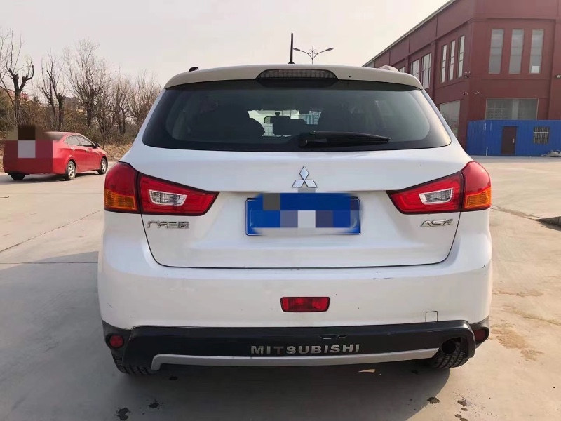 潍坊15年三菱劲炫2