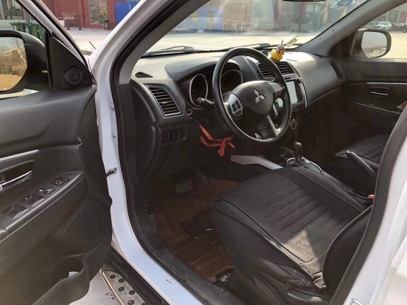 潍坊15年三菱劲炫6