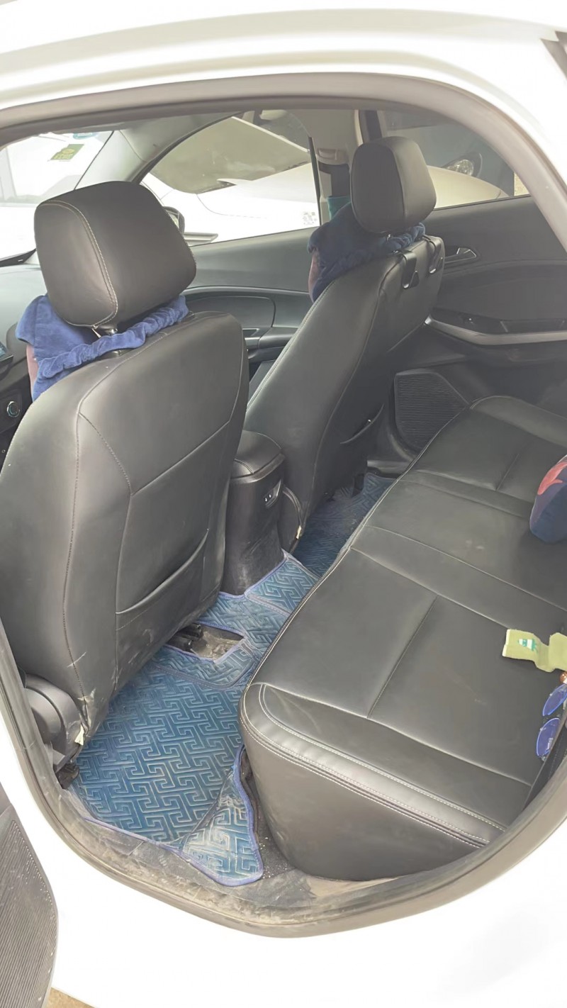 北京19年福特福睿斯5