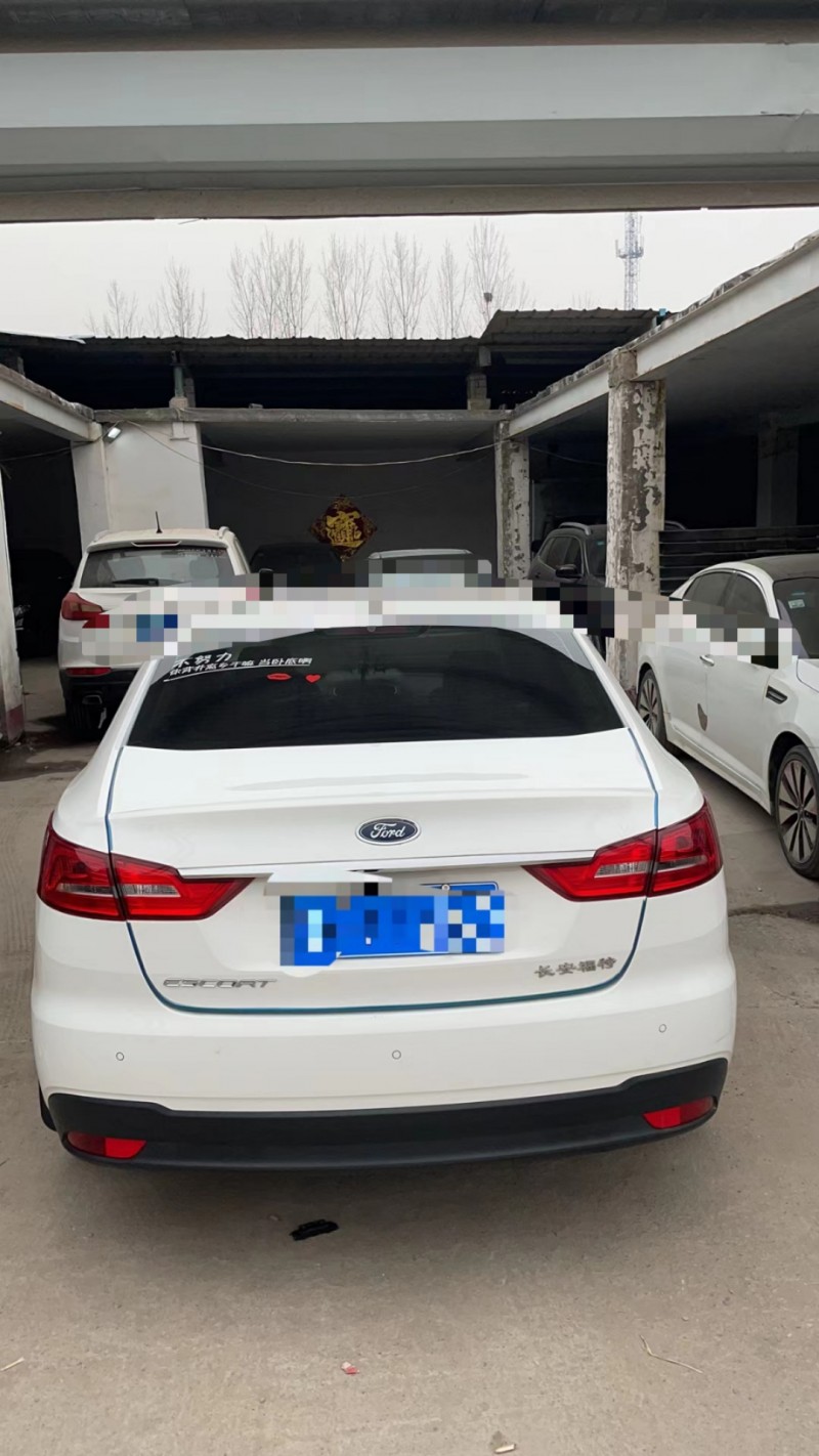 北京19年福特福睿斯9