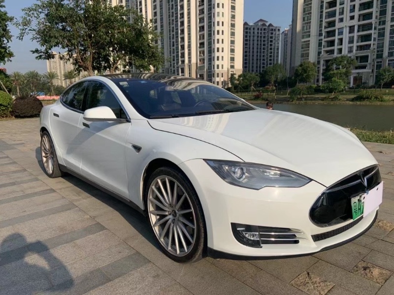 珠海15年特斯拉特斯拉Model S3