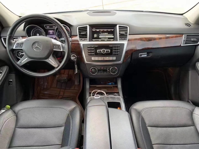 济南14年奔驰ML6