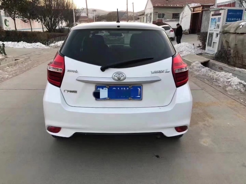 济南17年丰田YARiS L 致炫7