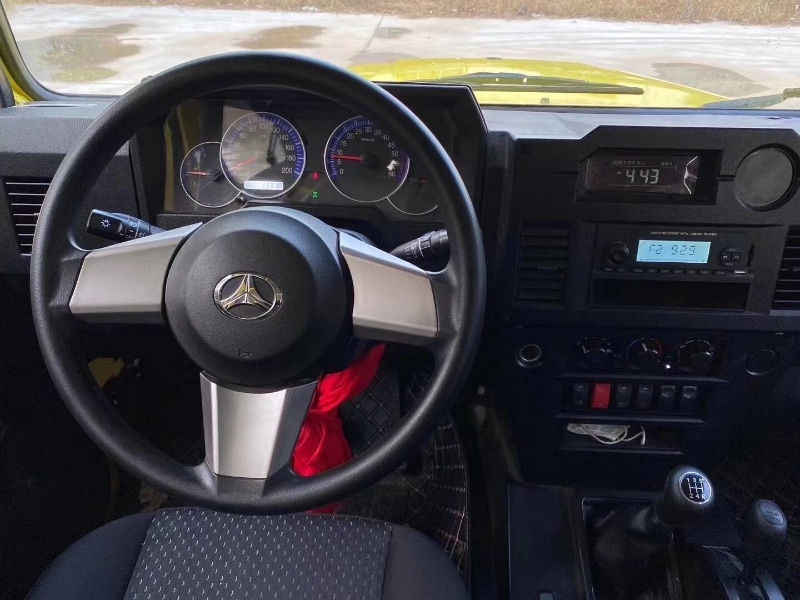 济南19年北汽制造战旗6