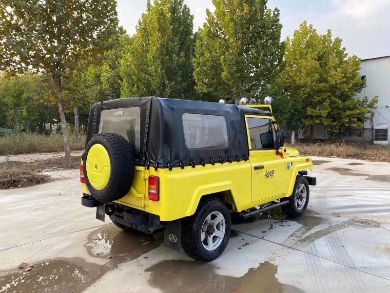 济南19年北汽制造战旗8