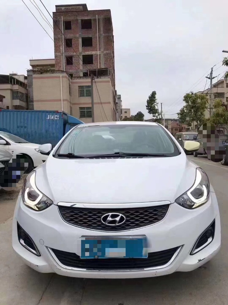 广州17年现代朗动1