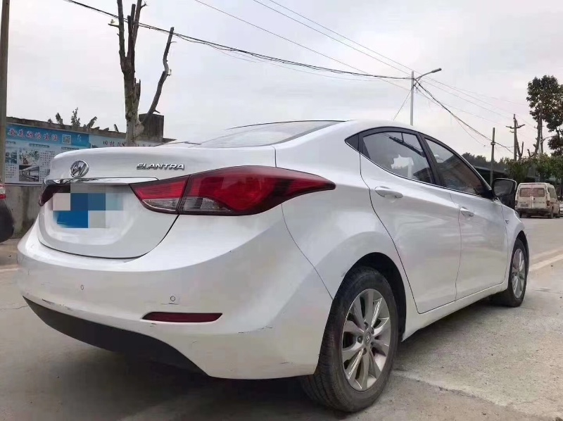 广州17年现代朗动8