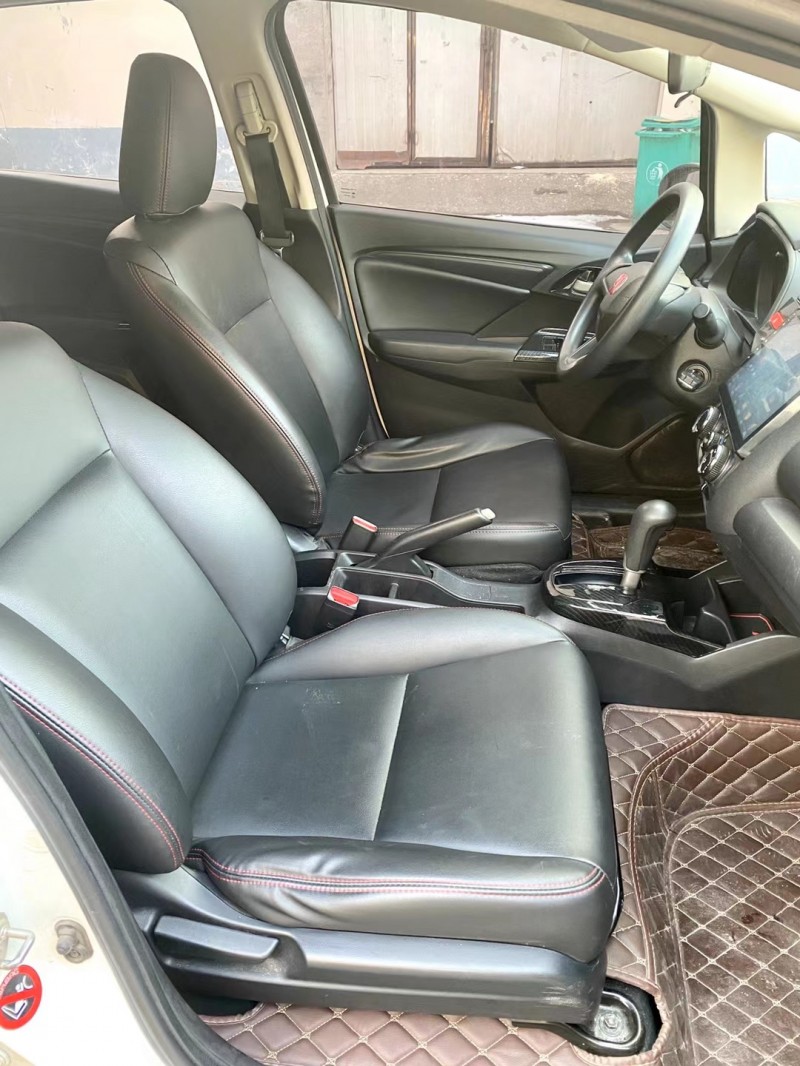 临沂16年本田飞度6