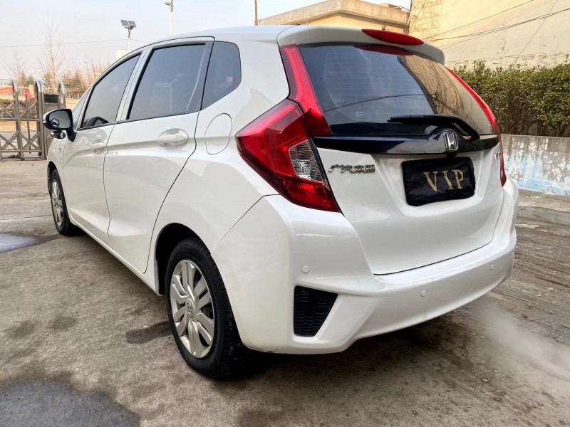 临沂16年本田飞度8