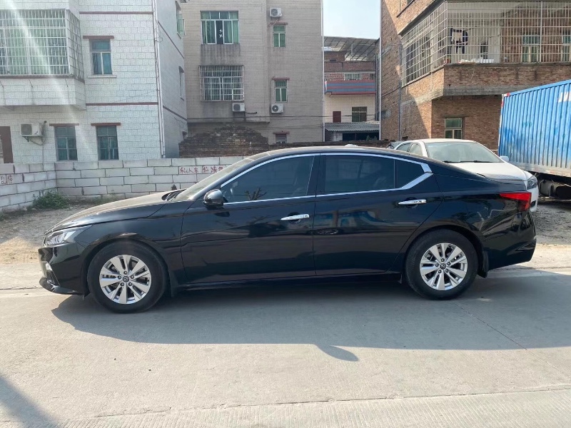 广州19年日产天籁6