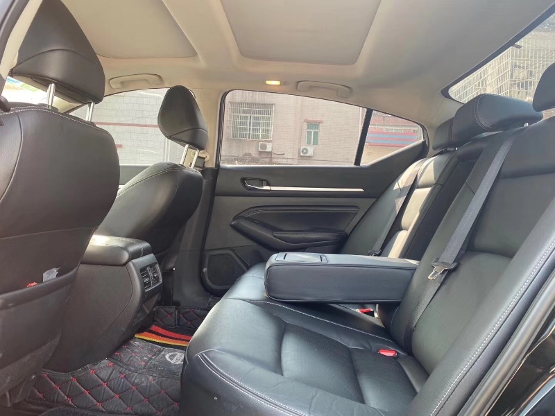 广州19年日产天籁4