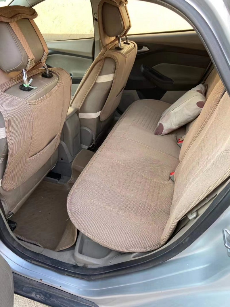 泰安14年福特福克斯4