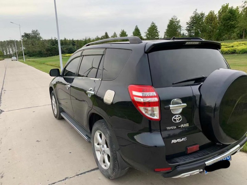 盐城11年丰田RAV45