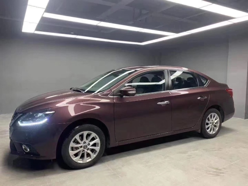 成都18年日产轩逸2