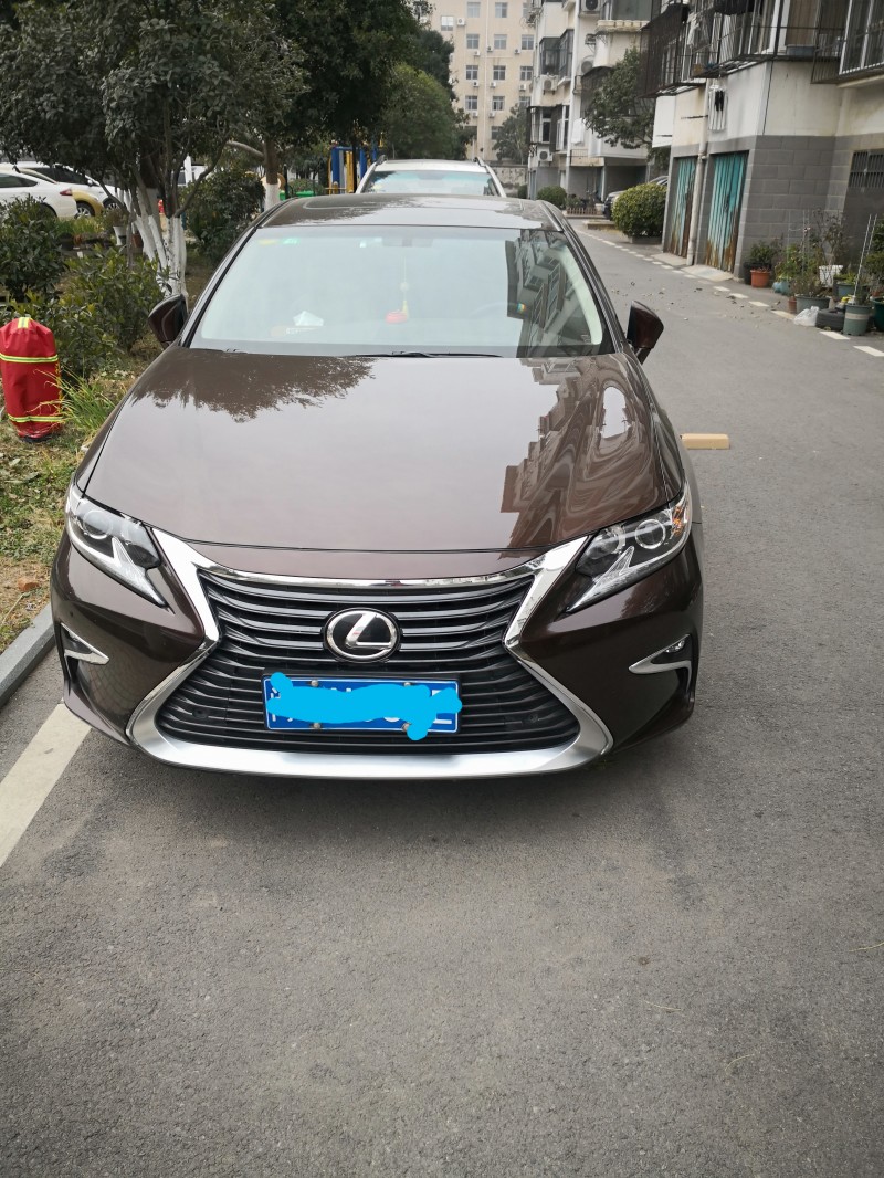 武汉15年雷克萨斯ES4