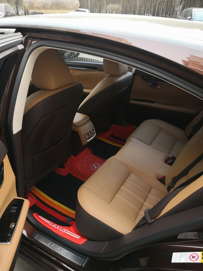 武汉15年雷克萨斯ES5