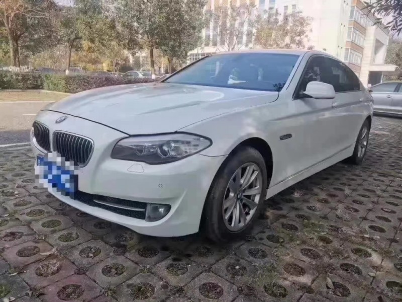 益阳14年宝马5系3