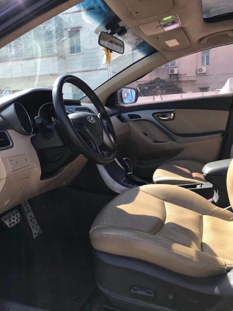 广州12年现代朗动4