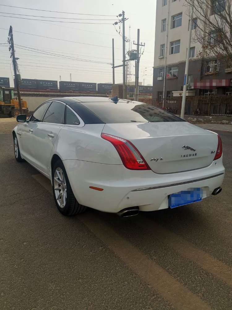 烏海13年捷豹XJ5