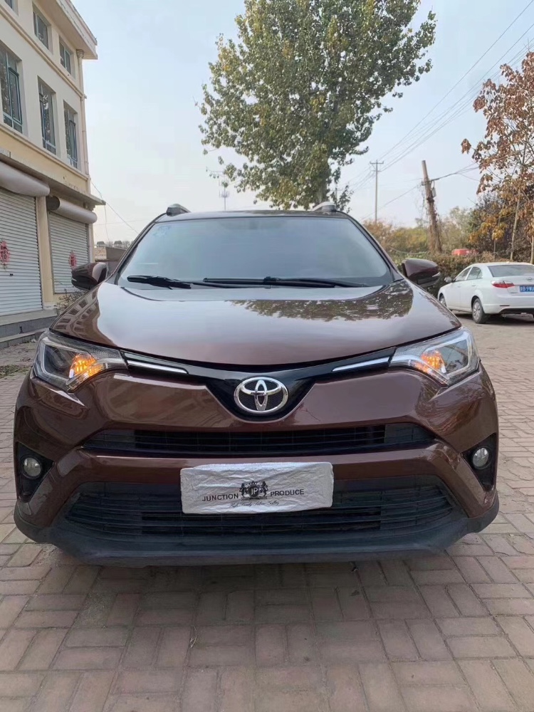 東營16年豐田RAV4榮放1