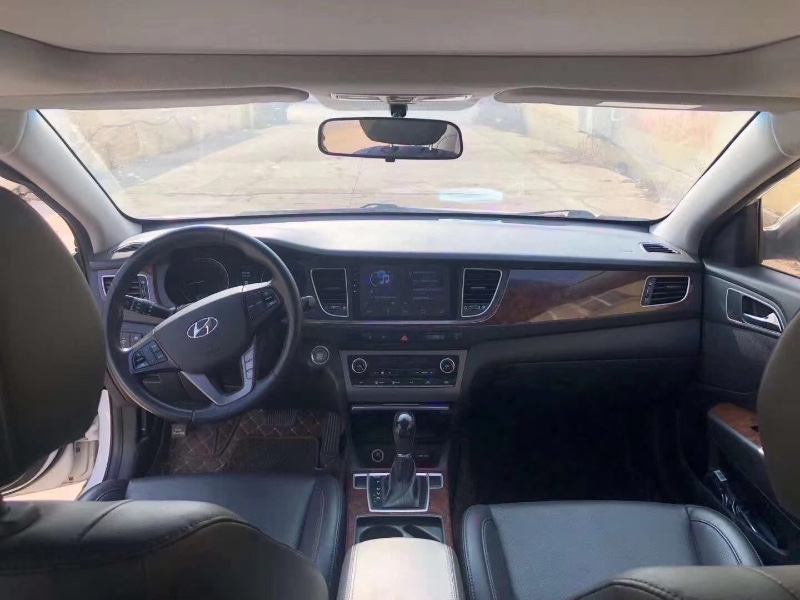 济南15年现代名图7