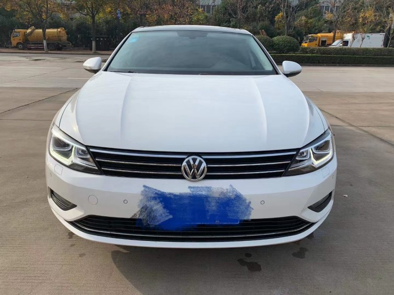 济南18年大众凌渡1