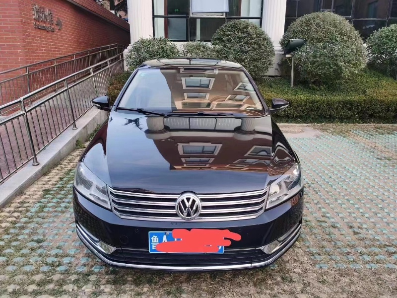 济南12年大众迈腾5