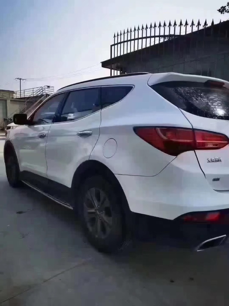 保定13年现代新胜达4