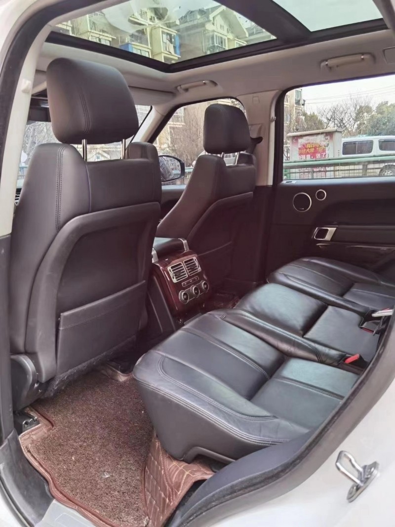 北京17年路虎揽胜行政1