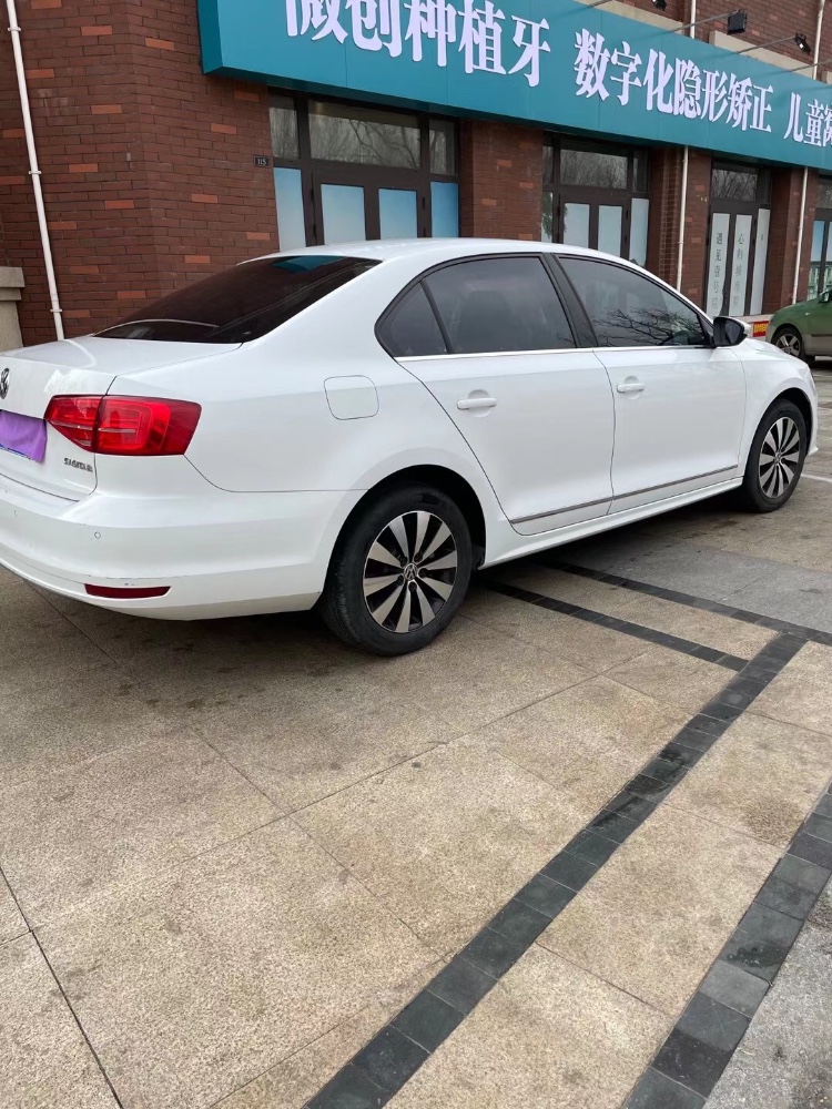 济南18年大众速腾4