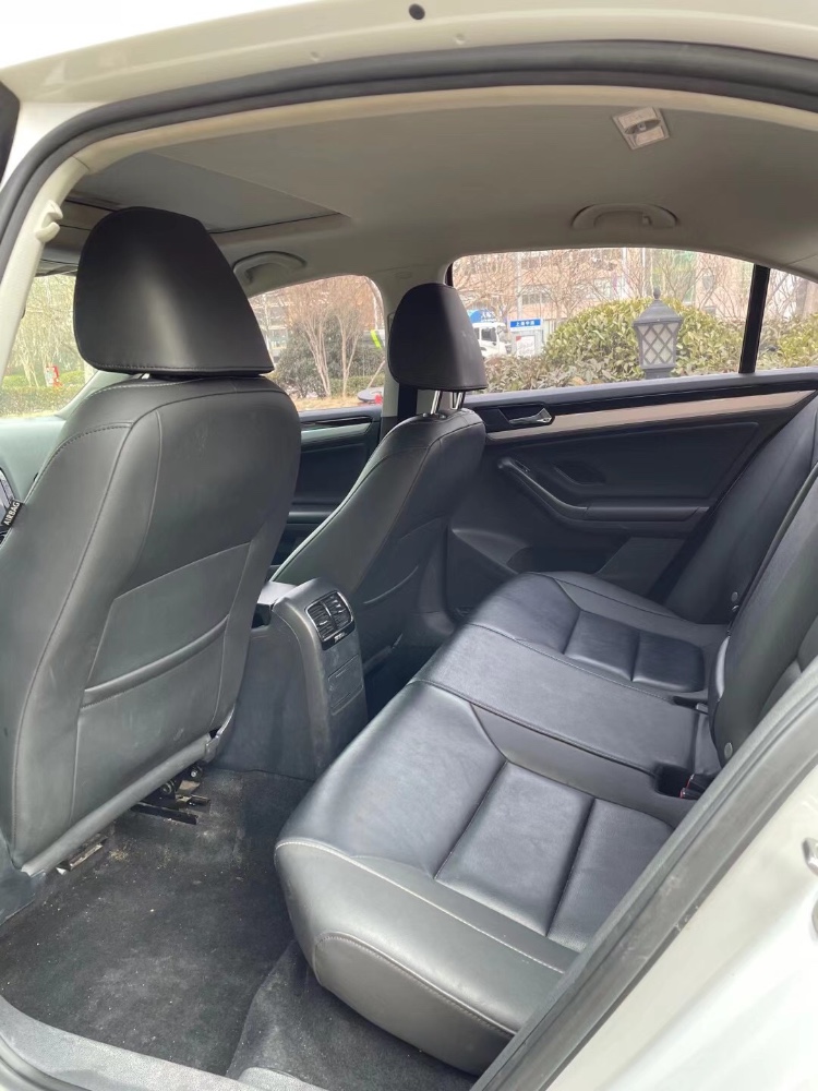 济南18年大众速腾7