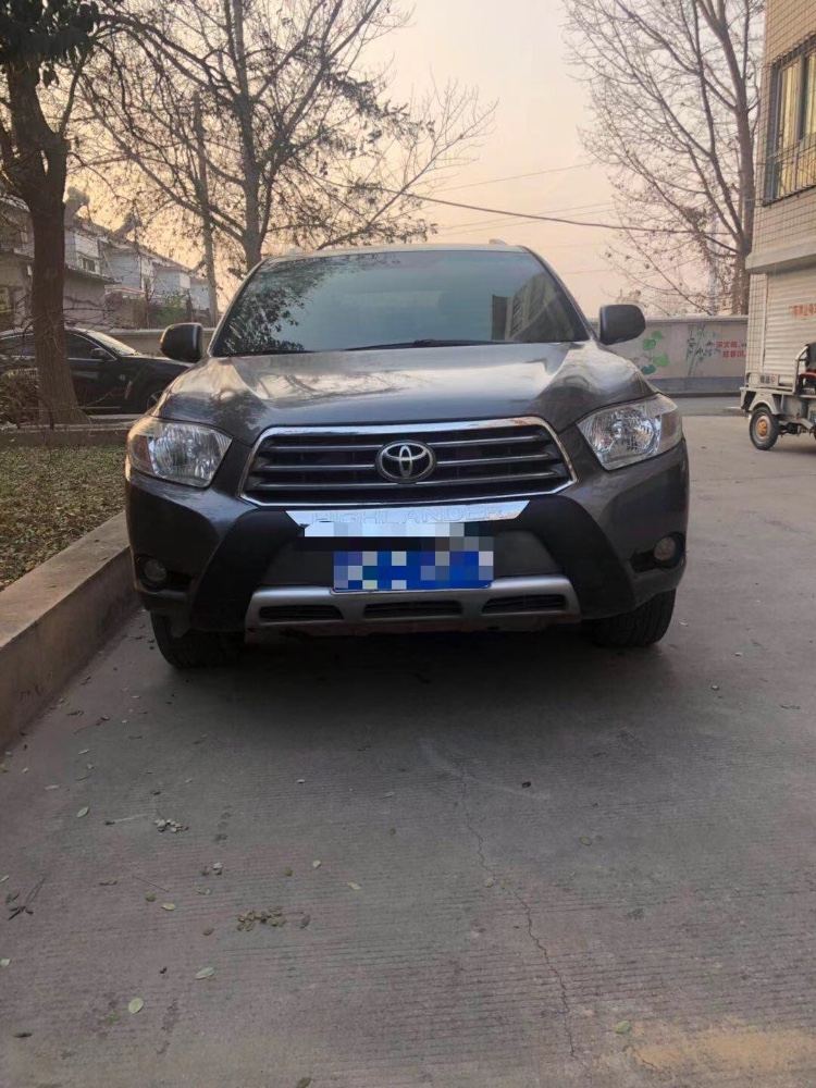 济南10年丰田汉兰达7