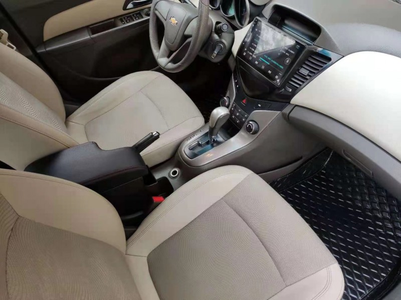 北京15年雪佛兰科鲁兹9