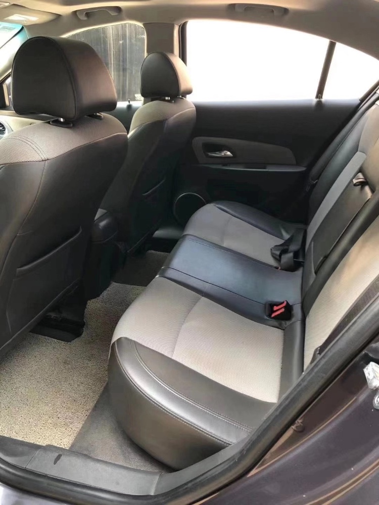 江门10年雪佛兰科鲁兹5