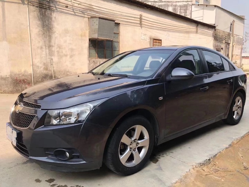 江门10年雪佛兰科鲁兹6