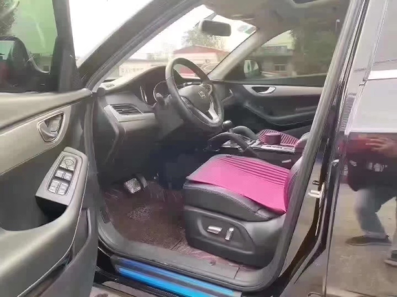 保定18年众泰SR74