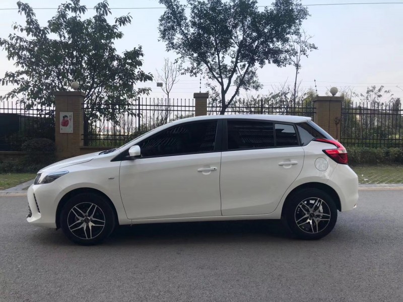 德阳17年丰田威驰6