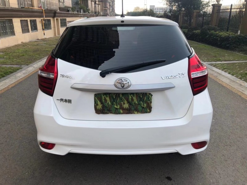 德阳17年丰田威驰9