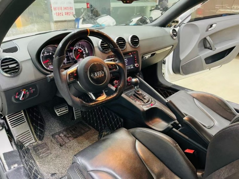 东莞13年奥迪TT6