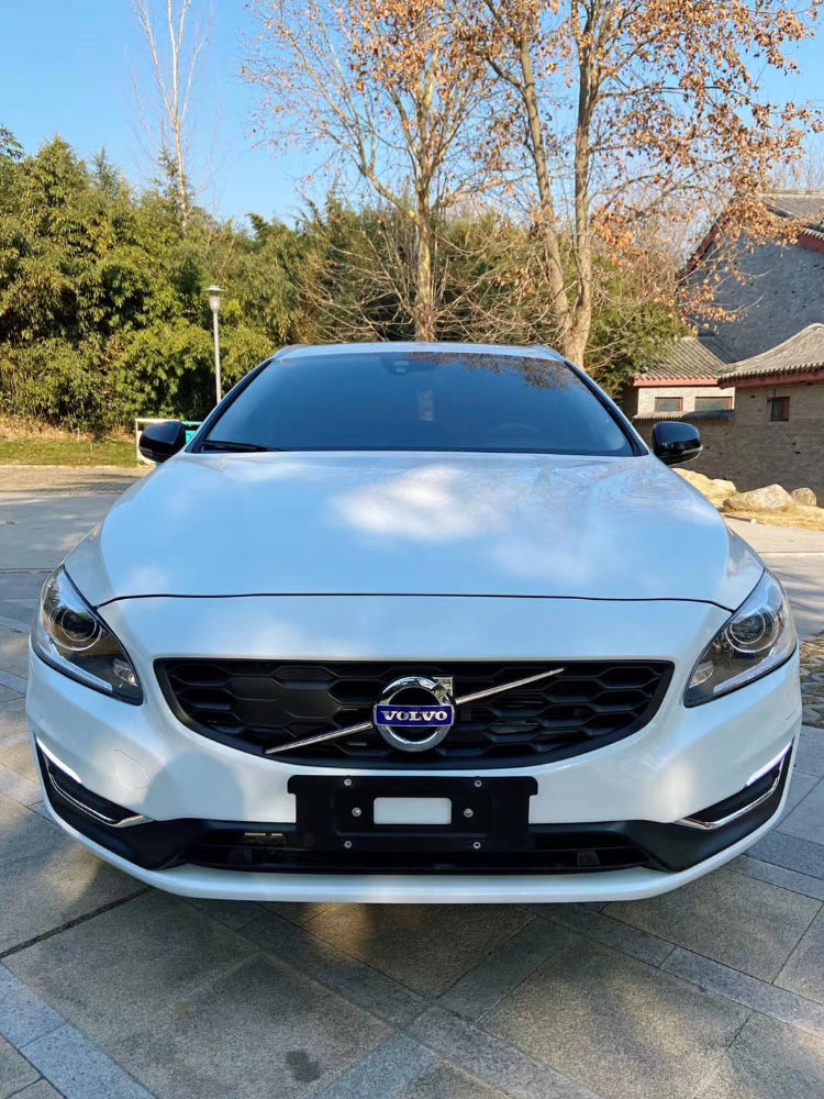 潍坊17年沃尔沃V601