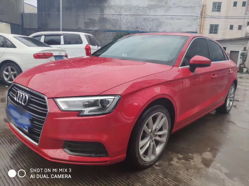 广州18年奥迪A33