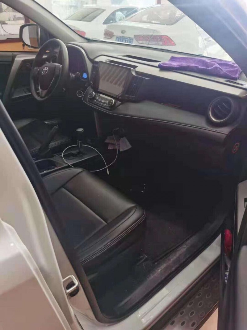 岳陽19年豐田RAV4榮放3
