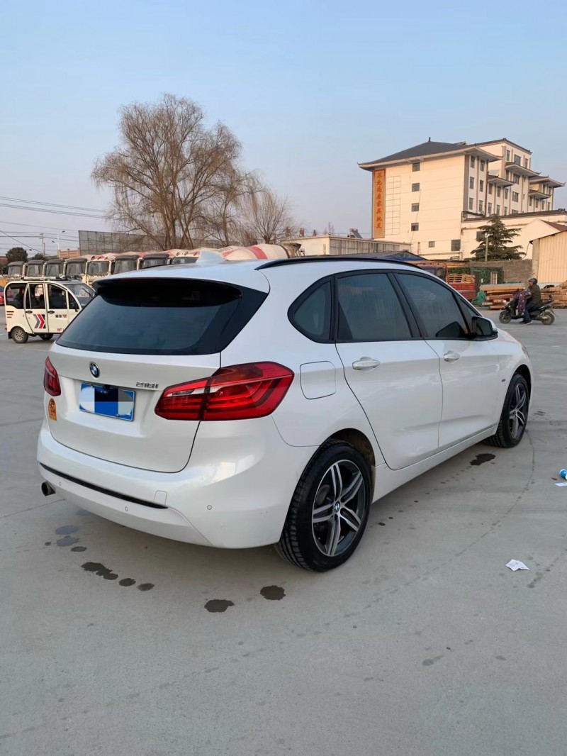 徐州17年宝马2系5