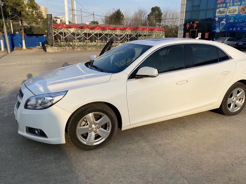 武汉15年雪佛兰迈锐宝2