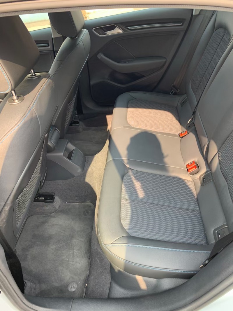 青岛20年奥迪A38