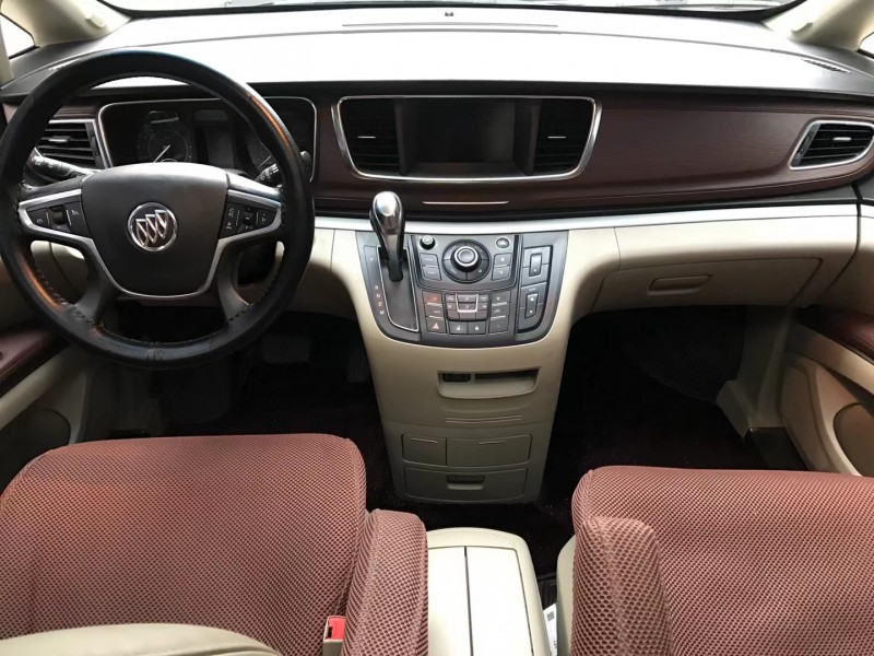 潍坊17年别克别克GL81