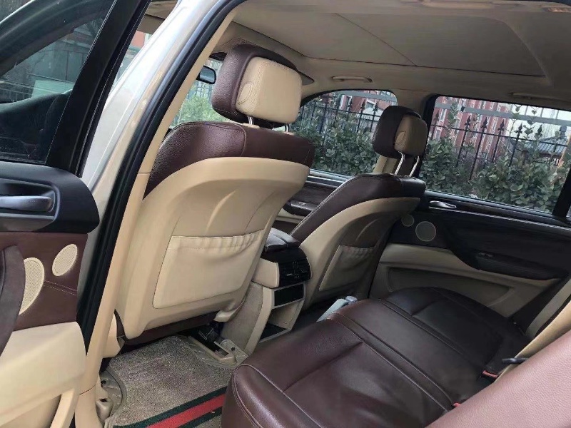 青岛12年宝马X55