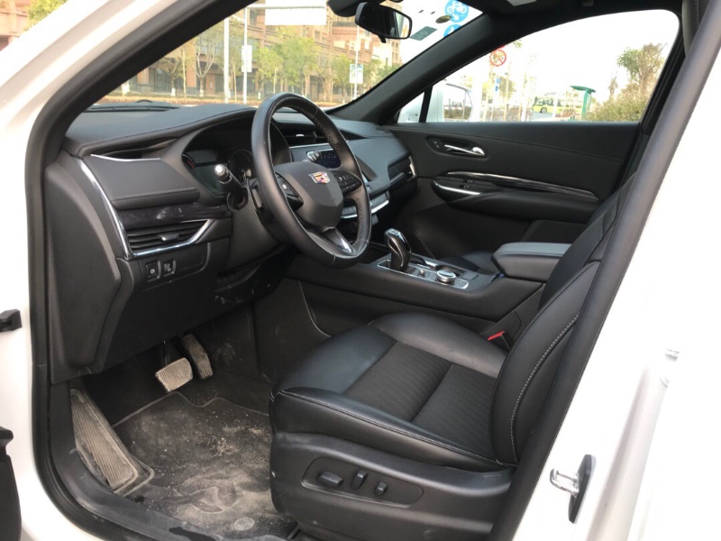 广州19年凯迪拉克XT44